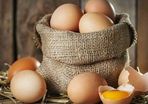 So sánh hàm lượng dinh dưỡng trứng gà