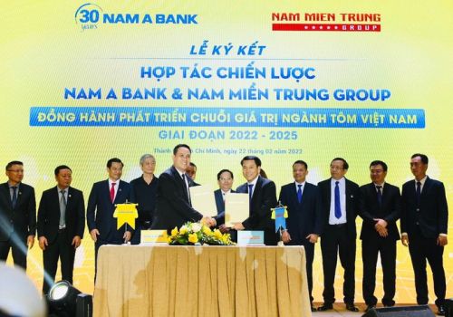 Nam A Bank hợp tác phát triển chuỗi giá trị ngành tôm Việt Nam